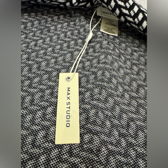 Max Studio Black Ivory Textured Knit Blazer Cardigan Size Medium - Picture 14 of 15